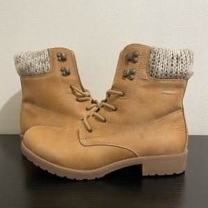 Seven Dials Women’s Soha Sweater Wheat Boots